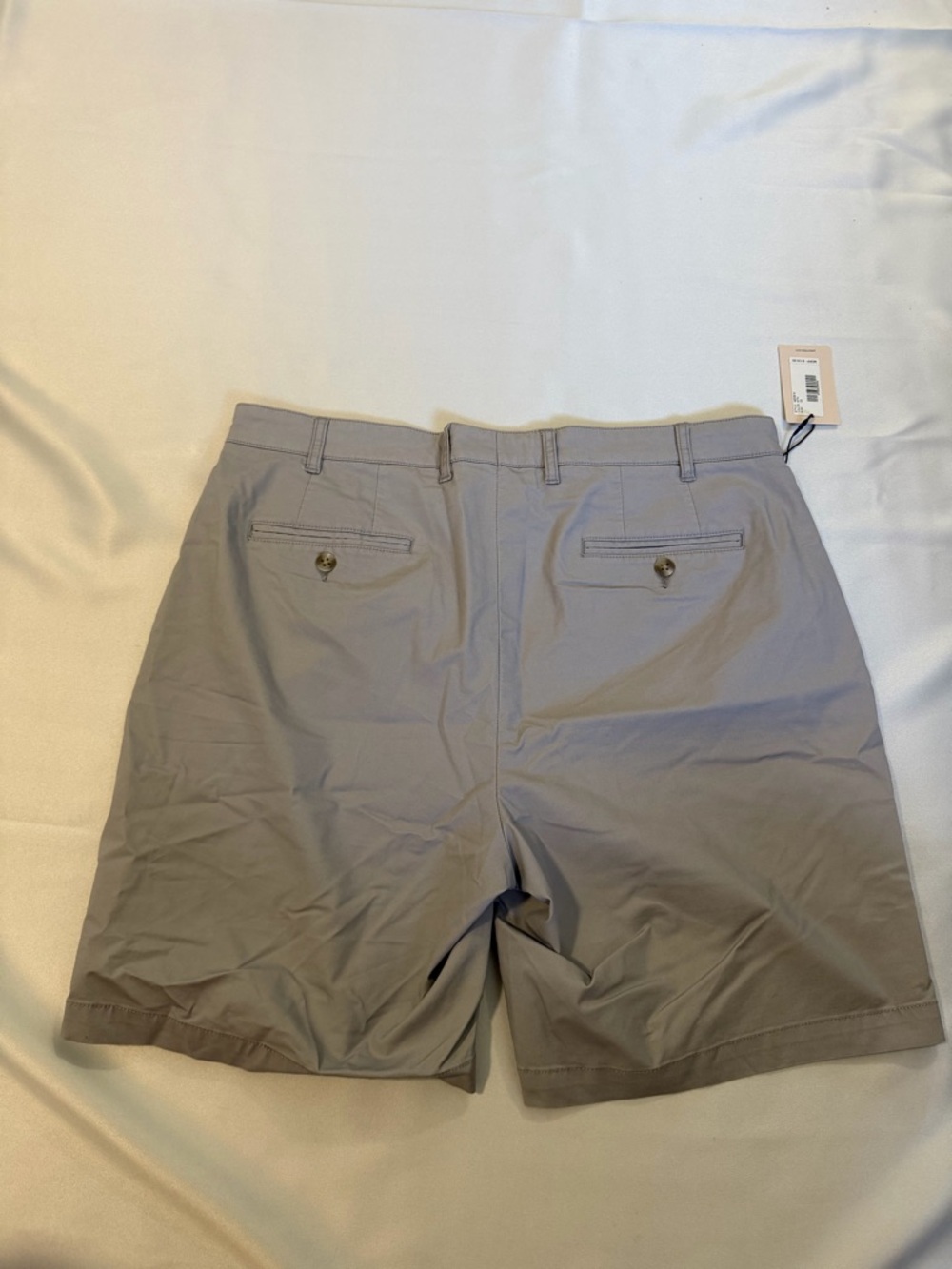 Peter Millar Crown Comfort Short in Mountain Grey SZ 35 - Picture 6 of 7